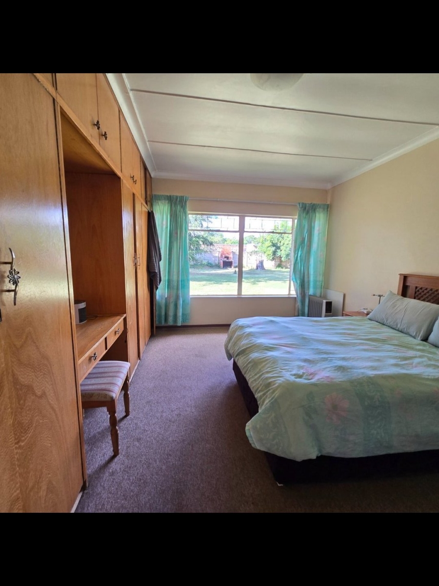 4 Bedroom Property for Sale in Brandwag Free State